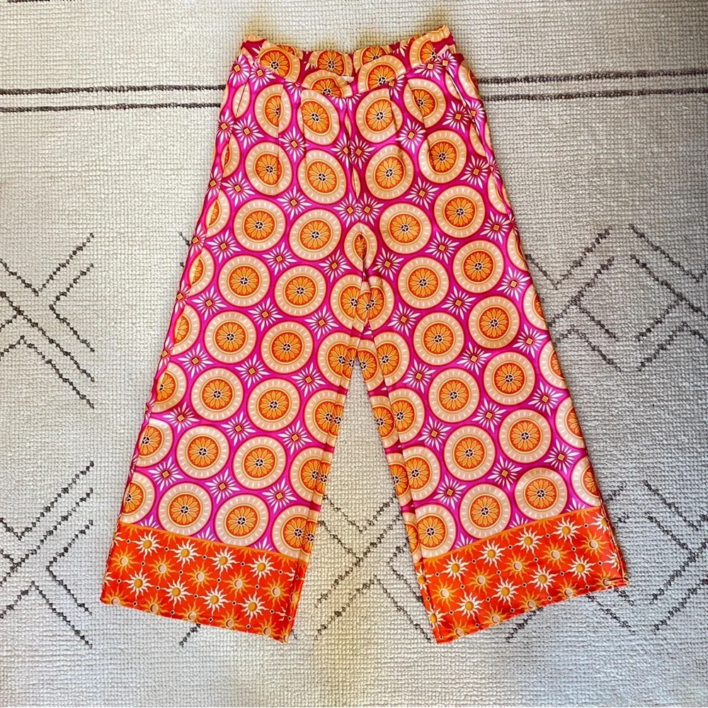 HARLOW 1960 2-piece satin pants set - Picture 10 of 11